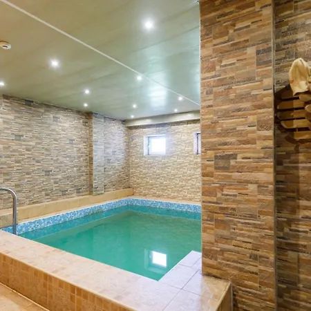 Guest house Viesu Nams “dimantu Ferma”