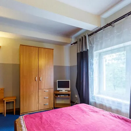 Viesu Nams “dimantu Ferma” Guest house