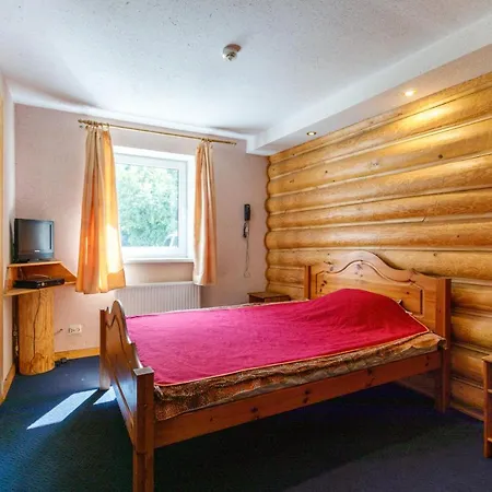 Viesu Nams “dimantu Ferma” Guest house Ikskile